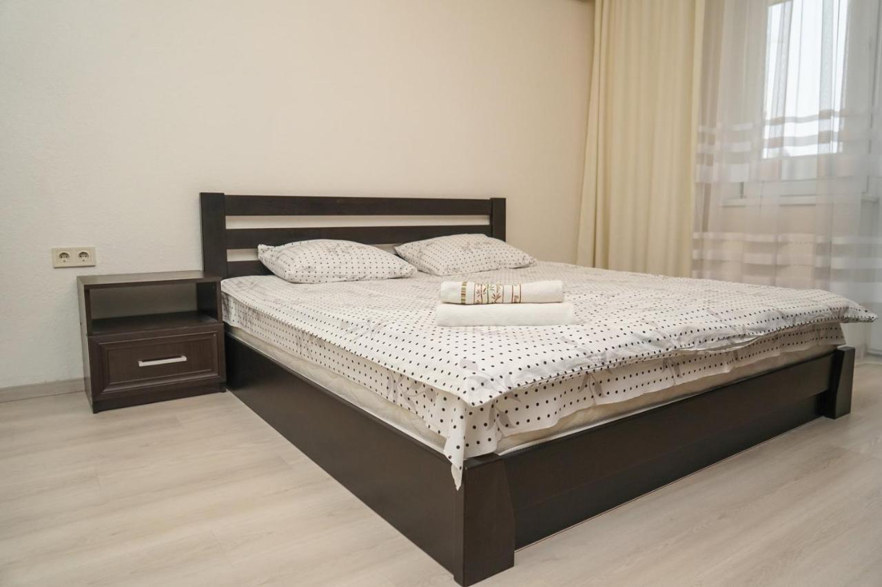 Kyiv Apartment On Chornovola 27 エクステリア 写真